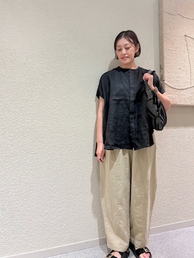 「かぐれ（カグレ）のリネンWポケットフレンチシャツ（シャツ/ブラウス、ブラック系）」を使った、rikaさん（レディース・161cm）の夏コーディネート