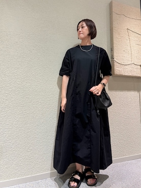 「かぐれ（カグレ）のコットンシルクサイドギャザーワンピース（One piece dress、ブラック系）」を使った、rikaさん（レディース・161cm）の夏コーディネート