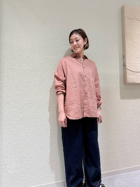 「かぐれ（カグレ）のデニムイージーペインターパンツ（デニムパンツ、ブルー系）」を使った、rikaさん（レディース・161cm）の秋コーディネート