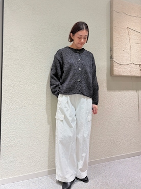 「かぐれ（カグレ）のテープヤーンカーディガン（カーディガン/ボレロ、ブラック系）」を使った、rikaさん（レディース・161cm）の秋コーディネート