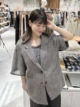 「LEPSIM（レプシィム）のストラップメガネネックレス　638723（ネックレス、シルバー系）」を使った、かとちゃんさん（レディース・154cm）の春コーディネート
