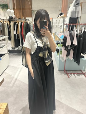 「LEPSIM（レプシィム）の《リネンライクドライシリーズ》【産前・産後対応】マタニティ／2WAYキャミワンピース　639033（マタニティウェア/グッズ、ブラック系）」を使った、かとちゃんさん（レディース・154cm）の春コーディネート