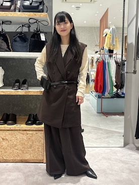 「アイテム（ボディバッグ/ウエストポーチ）」を使った、かとちゃんさん（レディース・154cm）の秋コーディネート