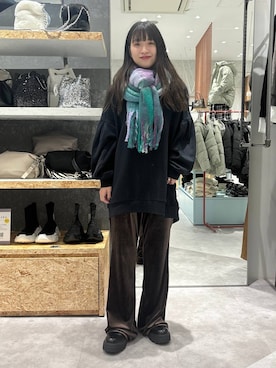 「アイテム（ストール/ショール）」を使った、かとちゃんさん（レディース・154cm・20代）の秋コーディネート