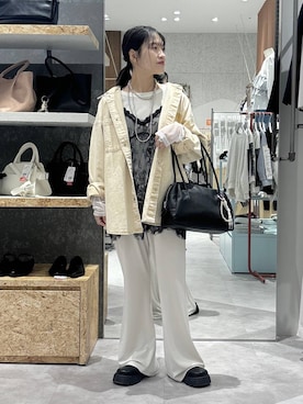 「LEPSIM（レプシィム）の【累計販売数5万枚突破】袖切り替えプルオーバー　140912（Tシャツ/カットソー、ホワイト系）」を使った、かとちゃんさん（レディース・154cm）の春コーディネート
