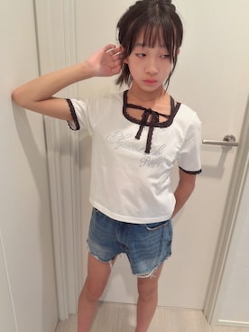 「repipi armario（レピピ アルマリオ）の【girly line】レースネックリボンT【接触冷感】（Tシャツ/カットソー、ホワイト系）」を使った、yurimari1118さん（キッズ・140cm）の夏コーディネート