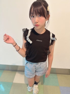 「URBAN CHERRY（アーバンチェリー）の【リボンチャーム付き】メタルダッドスニーカー（スニーカー、ホワイト系）」を使った、yurimari1118さん（キッズ・140cm）の春コーディネート
