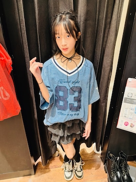 「repipi armario（レピピ アルマリオ）のフットボールミニワンピース（ワンピース、ブルー系）」を使った、yurimari1118さん（キッズ・140cm）の春コーディネート