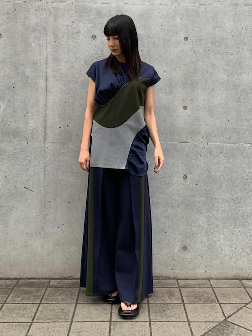 セール】ASYMME CURVE LINE TOP / アシメカーブライントップ（Tシャツ