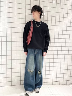 「冬の差し色コーデ」｜「アイテム（スウェット）」を使った、Renさん（メンズ・174cm）の冬コーディネート