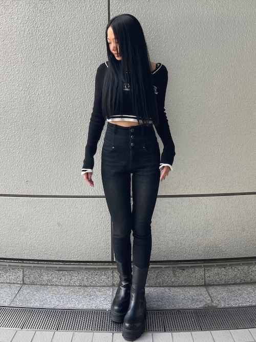 EMODA藤原怜菜さんのデニムパンツを使ったコーディネート - ZOZOTOWN