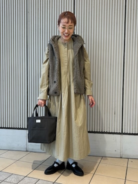 「アイテム（シャツワンピース）」を使った、mayouedaさん（レディース・156cm）の秋コーディネート