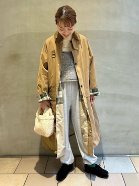 「アイテム（ステンカラーコート）」を使った、mayouedaさん（レディース・156cm）の秋コーディネート