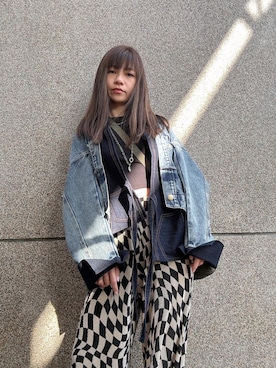 「アイテム（チノパンツ、その他）」を使った、Jie Chenさん（レディース・156cm）の春コーディネート