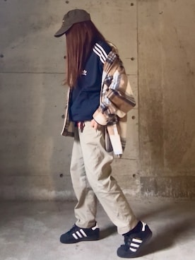 「アイテム（カバーオール）」を使った、ありさん（レディース・149cm）の秋コーディネート