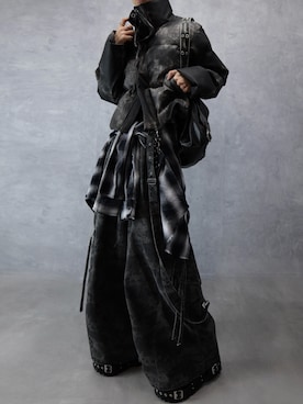 「アイテム（ウォレットチェーン）」を使った、Aranさん（メンズ・177cm）の冬コーディネート