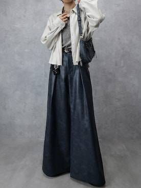 「Spielio（シュピーリオ）の【Spielio】Cracked foil sweatshirt / クラック箔スウェットプルオーバー」を使った、Aranさんのコーディネート