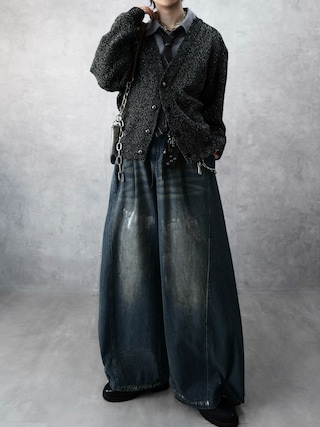 「Spielio（シュピーリオ）の【Spielio】Shiny lurex cardigan / シャイニールレックスカーディガン（カーディガン/ボレロ）」を使った、Aranさん（メンズ・177cm）の冬コーディネート