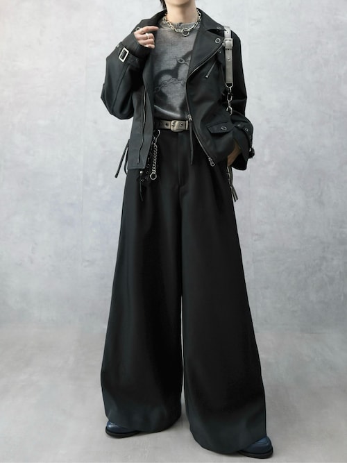 「Spielio（シュピーリオ）の【Spielio】 Vintage-like riders jacket / ヴィンテージライク合皮ライダースジャケット（ライダースジャケット）」を使った、Aranさん（メンズ・177cm）の春コーディネート