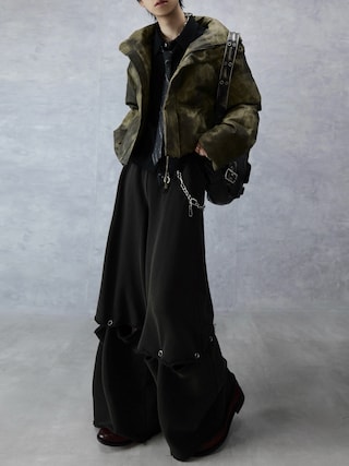 「Spielio（シュピーリオ）の【Spielio】Vintage-like detachable sweatpants/ヴィンテージライクデタッチャブルスウェットパンツ/ショーツ(2WAY)（スウェットパンツ）」を使った、Aranさん（メンズ・177cm）の冬コーディネート