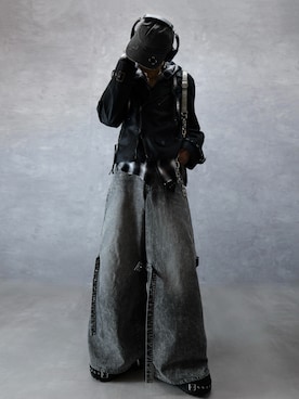 「アイテム（ウォレットチェーン）」を使った、Aranさん（メンズ・177cm）の秋コーディネート