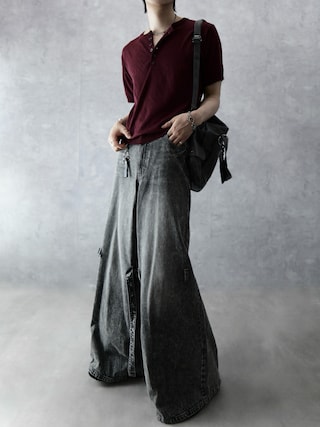 「Adoon plain（アドーンプレーン）のMERANGE SHEER HENRY NECK T / メランジシアーヘンリーネックT（Tシャツ/カットソー）」を使った、Aranさん（メンズ・177cm）の夏コーディネート