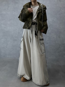 「アイテム（ウォレットチェーン）」を使った、Aranさん（メンズ・177cm）の秋コーディネート