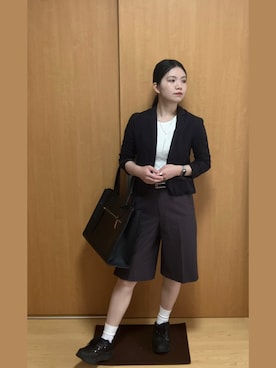「アイテム（タンクトップ）」を使った、米之井花さん（レディース・157cm・20代）の秋コーディネート
