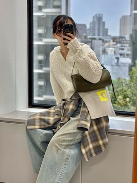 「アイテム（チョーカー）」を使った、ABEさん（レディース・167cm）の秋コーディネート