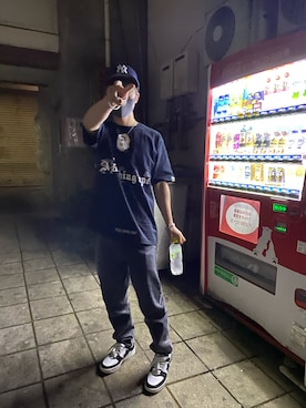 「A BATHING APE（アベイシングエイプ）のアイテム（スニーカー、ホワイト系）」を使った、KEITOさん（メンズ・172cm）の秋コーディネート