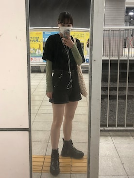 「大学生コーデ」｜「アイテム（その他トップス）」を使った、Haruさん（レディース・162cm）の秋コーディネート