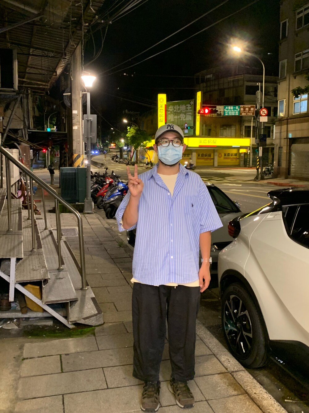 「ootd、行」｜「'47のアイテム（キャップ、グレー系）」を使った、WM2Bさん（メンズ・178cm）の秋コーディネートの1枚目の写真