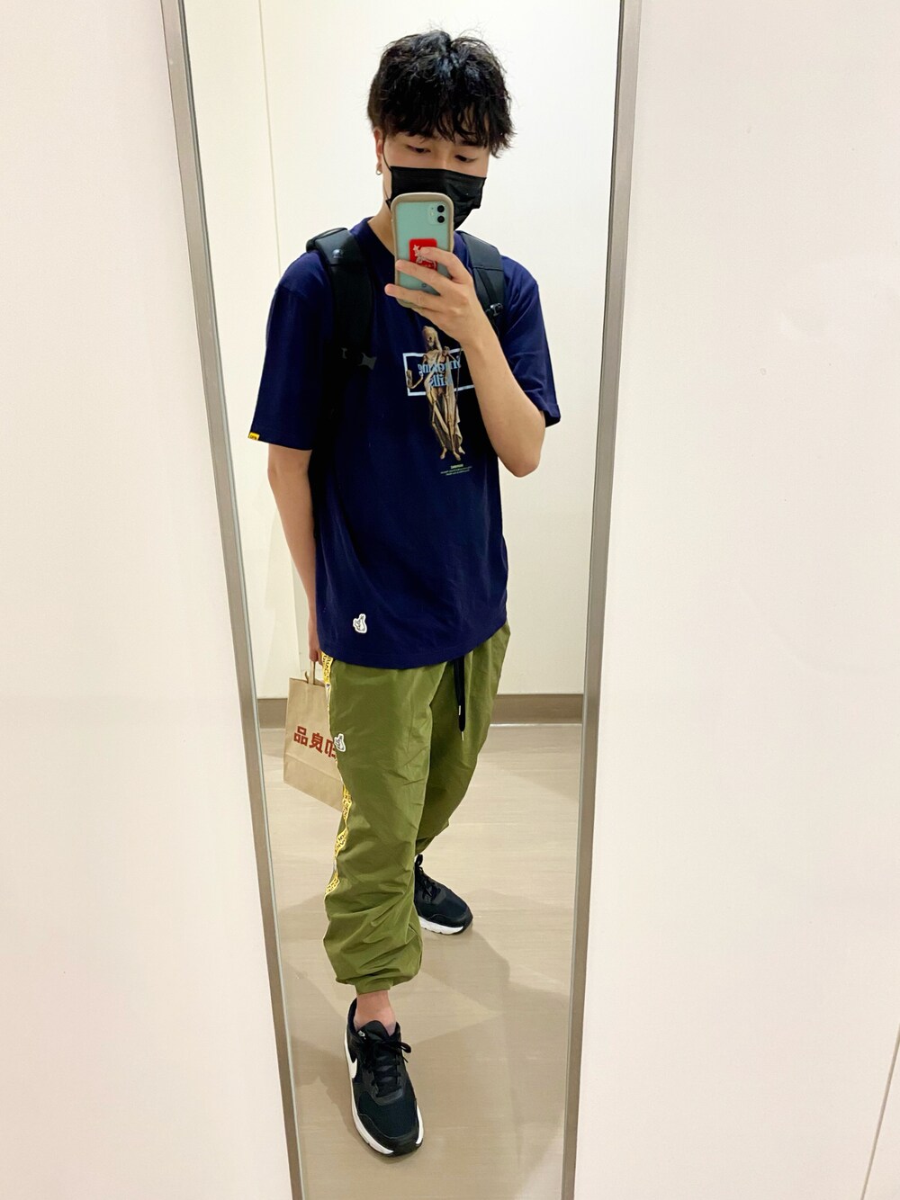 「お洒落さんとつながりたい、今日のコーデ、ootd、休日コーデ、夏、Tシャツ、プリントT、スニーカー、FR2、NIKE」｜「NIKEのアイテム（スニーカー、ブラック系）」を使った、chankan0904さん（メンズ・174cm）の夏コーディネートの1枚目の写真