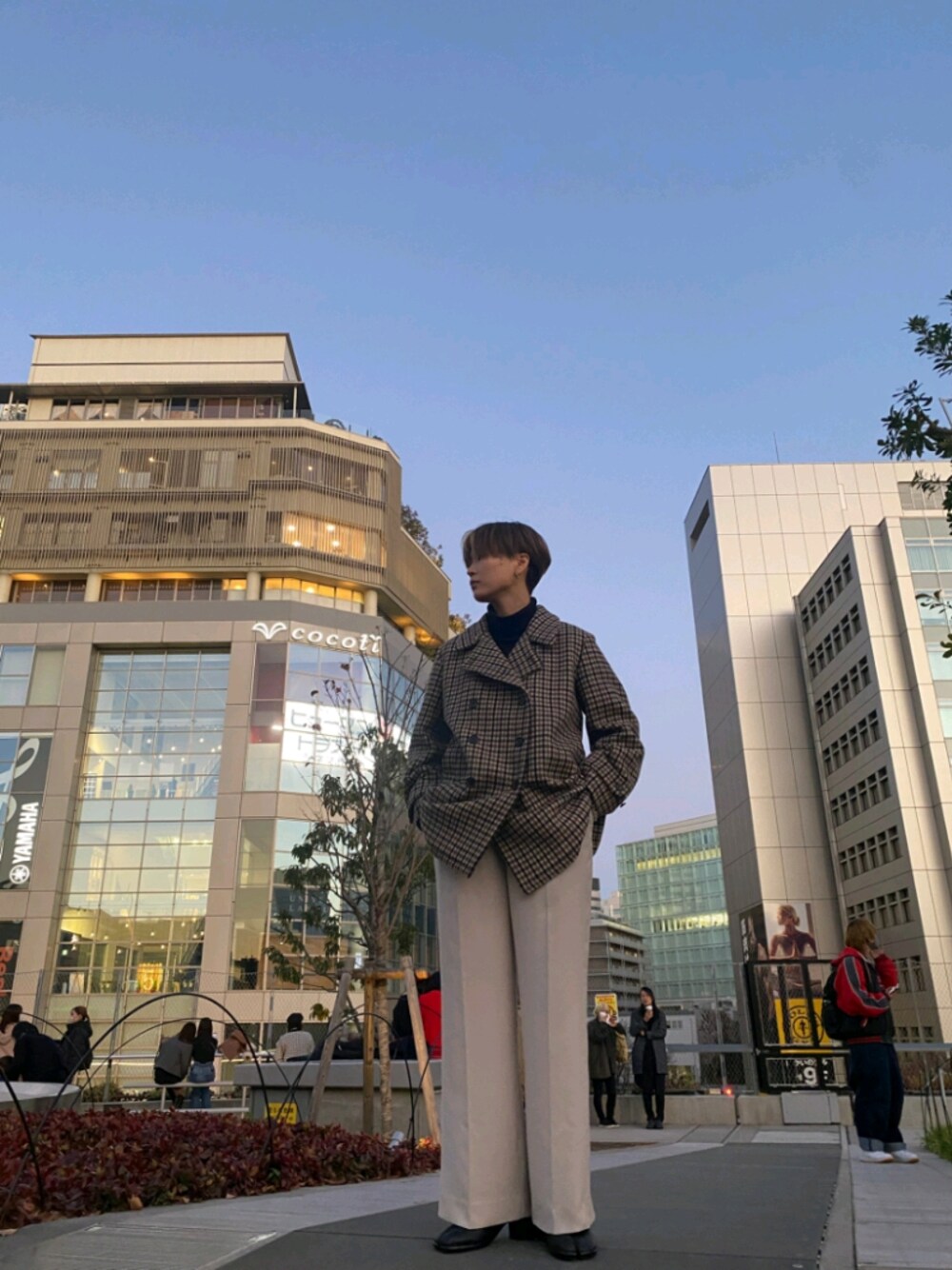 「キレイめ、新年一発目、大人コーデ、miyashita park」｜「Maison Margielaのアイテム（ジャケット/アウター、ブラウン系）」を使った、ynk0ynkさん（メンズ・171cm）の冬コーディネートの1枚目の写真