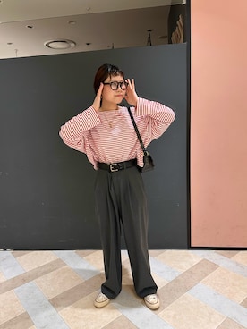「H&M（エイチ・アンド・エム）のアイテム（Tシャツ/カットソー、ホワイト系）」を使った、kotoさん（レディース・155cm）の秋コーディネート