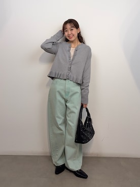 「SENSE OF PLACE by URBAN RESEARCH（センスオブプレイスバイアーバンリサーチ）のカーブデニム（デニムパンツ、グリーン系）」を使った、みてきちさん（レディース・155cm）の春コーディネート