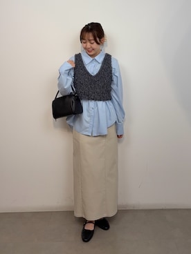 「SENSE OF PLACE by URBAN RESEARCH（センスオブプレイスバイアーバンリサーチ）の『一部WEB限定サイズ』ストレッチタイトスカート（スカート、ベージュ系）」を使った、みてきちさん（レディース・155cm）の春コーディネート