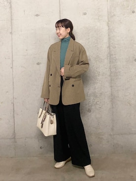 「アイテム（その他アウター、ブラウン系）」を使った、みてきちさん（レディース・155cm）の秋コーディネート