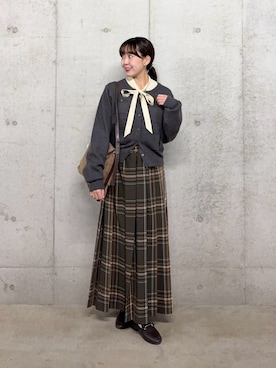 「SENSE OF PLACE by URBAN RESEARCH（センスオブプレイスバイアーバンリサーチ）のアイテム（カーディガン/ボレロ）」を使った、みてきちさん（レディース・155cm）の秋コーディネート