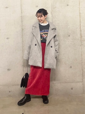 「レッド」｜「アイテム（ステンカラーコート）」を使った、みてきちさん（レディース・155cm）の冬コーディネート