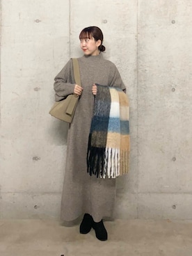 「アイテム（マフラー）」を使った、みてきちさん（レディース・155cm）の秋コーディネート