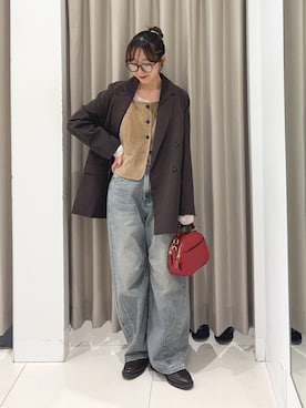 「SENSE OF PLACE by URBAN RESEARCH（センスオブプレイスバイアーバンリサーチ）のシアーレースカットトップ（Tシャツ/カットソー、ホワイト系）」を使った、みてきちさん（レディース・155cm）の秋コーディネート