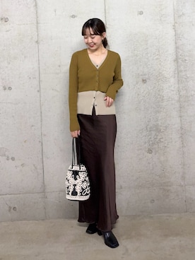 「SENSE OF PLACE by URBAN RESEARCH（センスオブプレイスバイアーバンリサーチ）のアイテム（カーディガン/ボレロ）」を使った、みてきちさん（レディース・155cm）の秋コーディネート