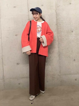 「アイテム（ノーカラーコート、レッド系）」を使った、みてきちさん（レディース・155cm）の冬コーディネート