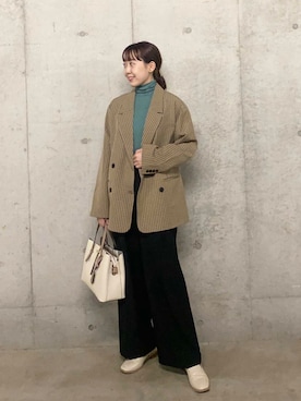 「アイテム（その他アウター、ブラウン系）」を使った、みてきちさん（レディース・155cm）の秋コーディネート
