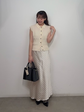 「KBF(ケイビーエフ)のスリーブレスニットシャツ(ニット/セーター、ホワイト系)」を使った、みてきちさん(レディース・155cm)の夏コーディネート