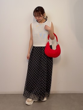 「SENSE OF PLACE by URBAN RESEARCH(センスオブプレイスバイアーバンリサーチ)の『洗濯可』リネンタッチクロップドセーター(ニット/セーター、ホワイト系)」を使った、みてきちさん(レディース・155cm)の春コーディネート