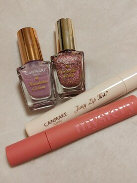 「アイテム（マニキュア/ジェルネイル、パープル系）」を使った、こよみさん（レディース・157cm）の冬コーディネート