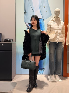 「アイテム（バッグ、グリーン系）」を使った、Misakeyさん（レディース・160cm）の冬コーディネート