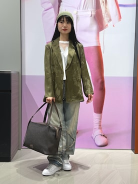 「ARMANI EXCHANGE（アルマーニエクスチェンジ）の【A|X アルマーニ エクスチェンジ】AXロゴ メッシュ半袖クルーネッククロップドTシャツ（Tシャツ/カットソー、ホワイト系）」を使った、Misakeyさん（レディース・160cm）の春コーディネート